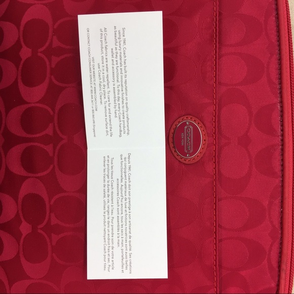 NWT red coach bag/ coach pouch - Picture 3 of 5